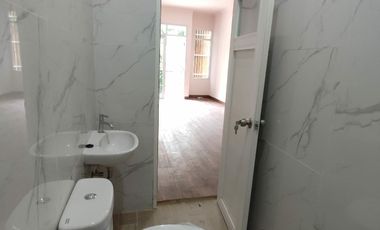 Dijual Murah Rumah 3 Lantai di Cempaka Putih