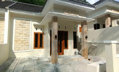 Graha Sejati 5 – Rumah Desain Mewah Harga Murah di Sleman Barat