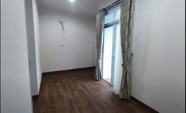 Rumah Baru Dijual Murah 2 Lantai Dekat Pintu Tol Jatinegara