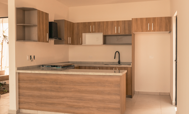 Casa de 3 recámaras en preventa en Conkal