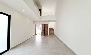 Casa en Venta en LOMAS DEL DORADO | Recámara planta baja