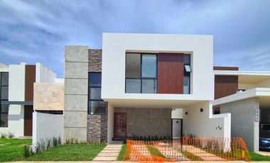 Casa en Venta en LOMAS DEL DORADO | Recámara planta baja