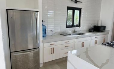 Casa AMUEBLADA frente al mar en venta – Sisal, Yucatán