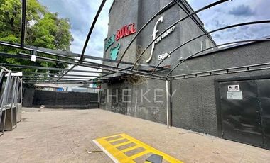 Local Comercial en Arriendo en Vitacura- La Llaveria