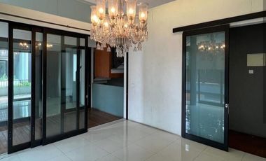DIJUAL RUMAH  TOWN HOUSE  ON GATE 24 JAM KEAMANAAN  BANGKA - KEMANG