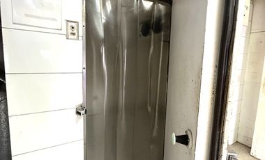 UF 130 Local 1° piso en excelente ubicación, P.de Valdivia esquina Bustos, Providencia