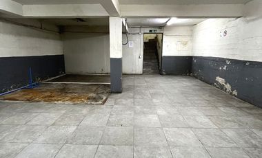 UF 130 Local 1° piso en excelente ubicación, P.de Valdivia esquina Bustos, Providencia