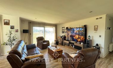 Casa ubicada en condominio consolidado