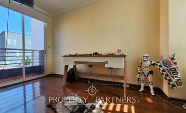 Hermosa y amplia casa en arriendo  con o sin compromiso de compra en Av. Las Palmeras