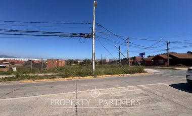 Arriendo Terreno en Esquina altamente transitada