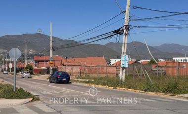 Arriendo Terreno en Esquina altamente transitada