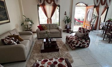 Casa en Sur de Bahía de Caráquez