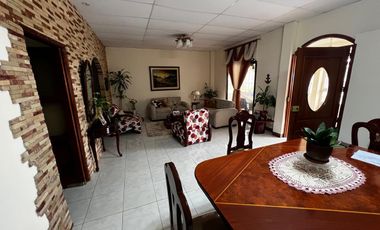 Casa en Sur de Bahía de Caráquez