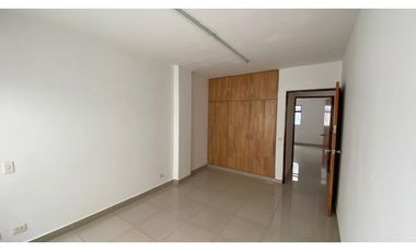 COD: 3253 - Apartamento de uso comercial en arriendo – Envigado