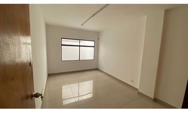 COD: 3253 - Apartamento de uso comercial en arriendo – Envigado