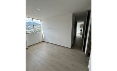 COD: 3500 - Apartamento en arriendo en Itagüí – Piso alto