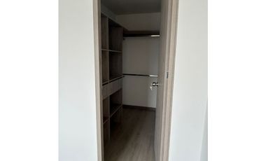 COD: 3500 - Apartamento en arriendo en Itagüí – Piso alto