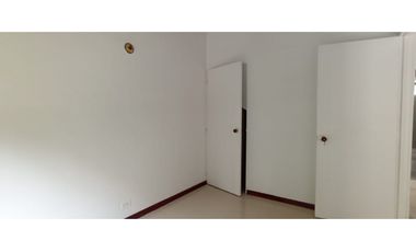 COD: 3397 - Casa en arriendo en unidad cerrada