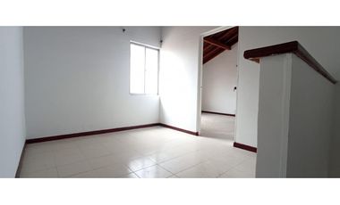 COD: 3397 - Casa en arriendo en unidad cerrada
