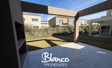 Departamento en Venta en Saravi Village, Pilar, G.B.A. Zona Norte, Argentina