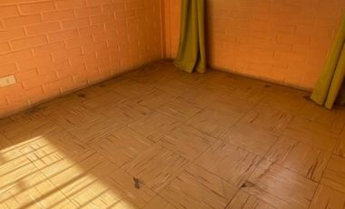 ARRIENDO  CASA  CENTRO  LAMPA 2D  1B PATIO Y JARDIN