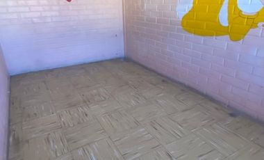 ARRIENDO  CASA  CENTRO  LAMPA 2D  1B PATIO Y JARDIN