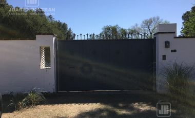 House - Villa Allende Golf