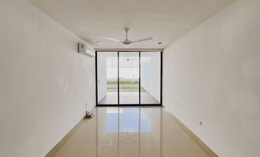 Departamento en venta en Autana, Conkal - HI2408309