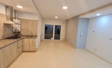 Se Alquila, Departamento de 2 Dormitorios, B? Ecor I, Plottier