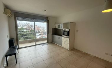 1 AMB CFTE BCON SUM LAUNDRY - 37 m2