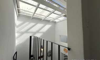 CASA VENTA 6 AMBIENTES VICENTE LÓPEZ
