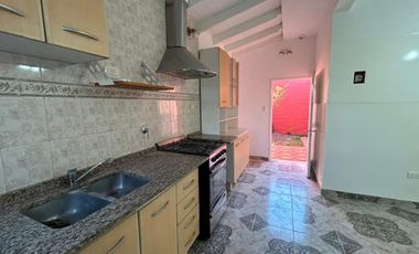 Departamento con patio sin expensas!