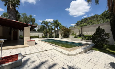 Residencia en venta en Jacarandas Zapopan Jalisco