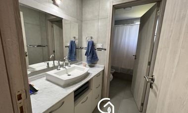 Casa en Venta de 3 Dormitorios en Barrio Piedras Blancas- Fernandez Oro