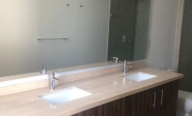 RENTA DE DEPARTAMENTO MODERNO EN LOMAS COUNTRY CLUB