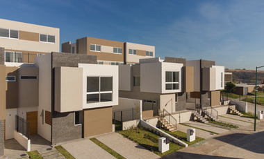 Casas en Venta - Colionas de San Isidro