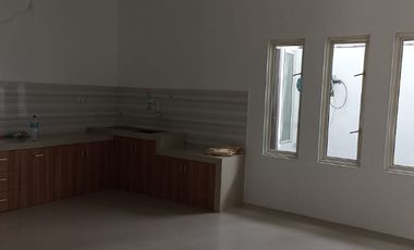 Dijual Rumah di Jl  Lokomotif samping perg. Kalam Kudus P.baru