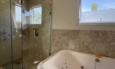 Casa en Venta en Loma de Vallescondido en Atizapán de Zaragoza, Edo. de México