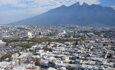 OFICINAS  EN RENTA ZONA VALLE  ORIENTE AV. FUNDADORES