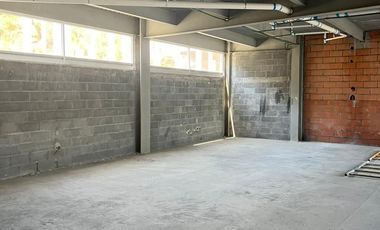 OFICINAS  EN RENTA ZONA VALLE  ORIENTE AV. FUNDADORES