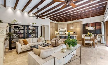 Casa en Venta en San Miguel | Amueblada | A 10 Minutos caminando al Centro