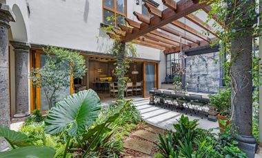 Casa en Venta en San Miguel | Amueblada | A 10 Minutos caminando al Centro