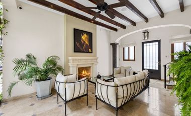 Casa en Venta en San Miguel | Amueblada | A 10 Minutos caminando al Centro