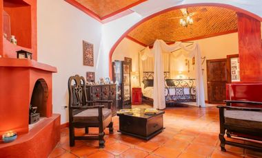 Casa con Casita en venta en el Centro de San Miguel – Potencial de Renta