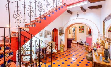 Casa con Casita en venta en el Centro de San Miguel – Potencial de Renta