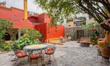 Casa con Casita en venta en el Centro de San Miguel – Potencial de Renta