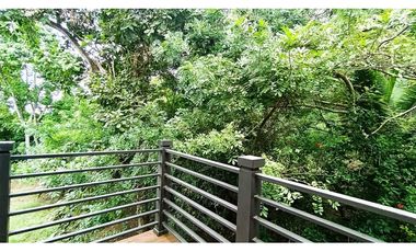 LAGO DE CAPEIRA CASA DE ESTRENO EN VENTA