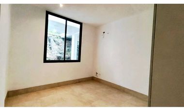 LAGO DE CAPEIRA CASA DE ESTRENO EN VENTA