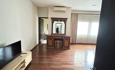 Disewakan maple townhouse di Gunung Batu Bandung