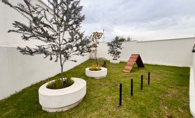 Casa de Venta Por Estrenar en Tumbaco